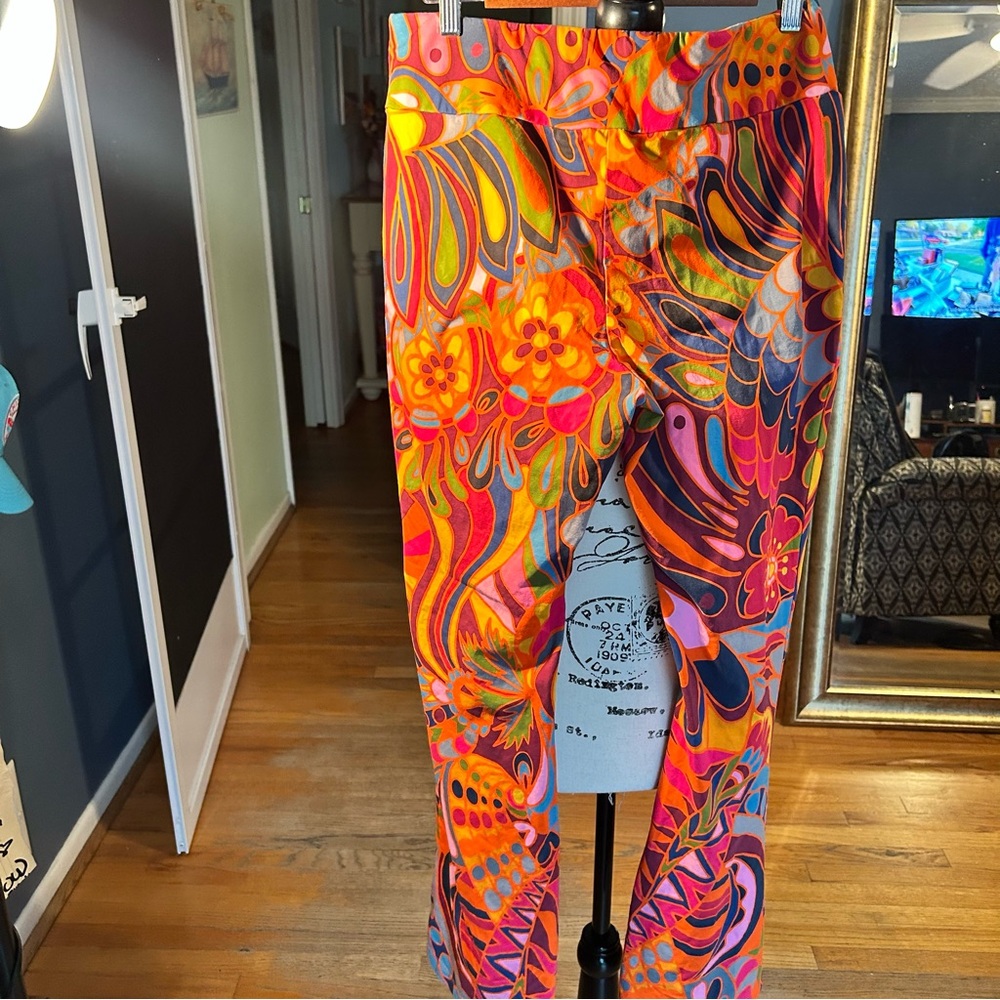 Lesley Evers ERIKA Shakalaka Orange Bells pants - Picture 4 of 10